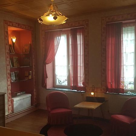 Le Point Du Jour Bed and Breakfast Revin  Buitenkant foto