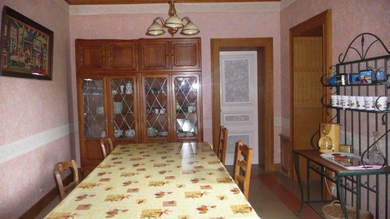 Le Point Du Jour Bed and Breakfast Revin  Buitenkant foto